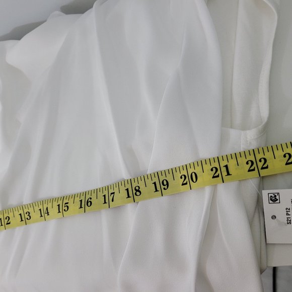 INC (International Concepts) Satin like sleeveless blouse - Picture 6 of 9